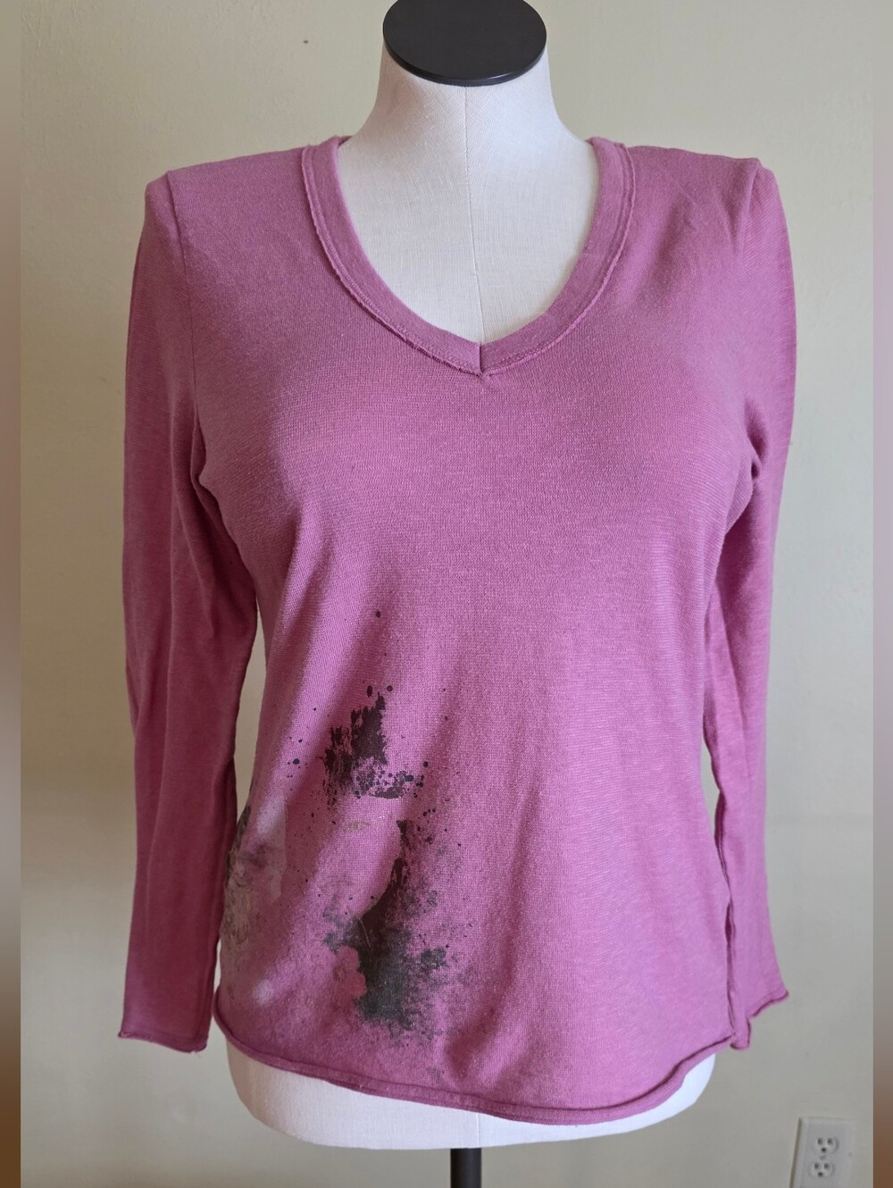 Calvin Klein V-Neck Long Sleeve Top With Metallic Gold Detail Flowers Owl Face